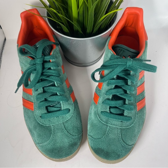 Adidas Men’s Gazelle Indoor Soccer Sneakers Shoes Collegiate Green & Orange Sz 6 - Picture 3 of 7